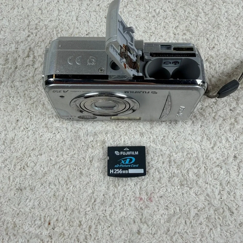 Fujifilm finepix a350